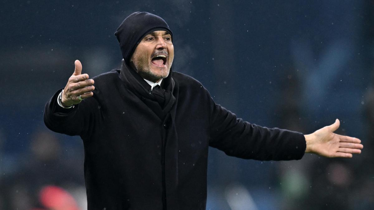 足球直播-斯帕莱蒂：球队在部分位置缺少合格替补，董事会对此心知肚明