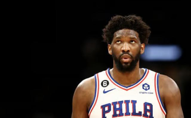 中超直播-巴黎奥运恩比德紧抱美国大腿 因儿子而选择梦之队