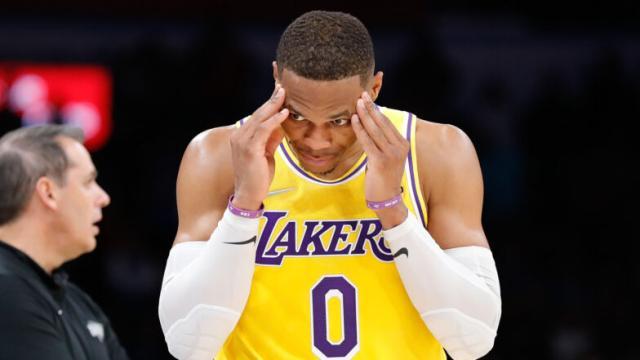 中超直播-湖人复苏还靠詹皇韦少组合！缺化学反应如何破局？